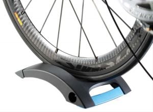 Tacx Skyliner T2590 Ön Teker Destek Aparatı